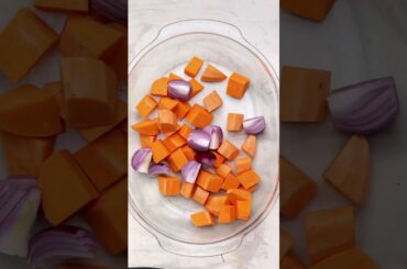 MEAL PREP LUNCH IDEA: Chickpea & Sweet Potato Salad Jars #healthy #lunch #recipe #shorts