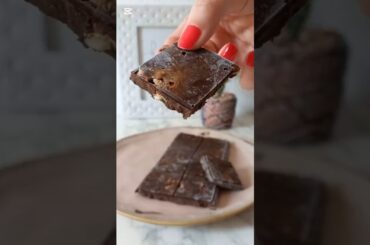 #chocolate #darkchocolate #homemade #healthy #recipe #dessert #snacks #shorts #fit #healthyrecipe