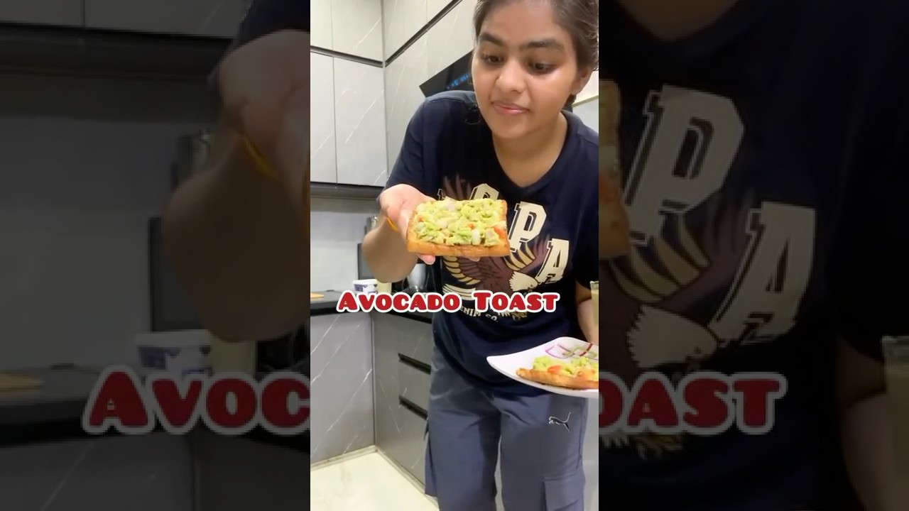 Pehli baar try kra Avocado toast!#shorts #ytshorts Pehli baar try kra Avocado toast!#shorts #ytshorts
