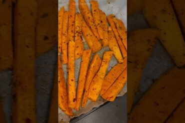 Your Go-To Healthy & Delicious Meal Combo #PanGrilledChicken#SweetPotatoes #HealthyDinner#Recipes