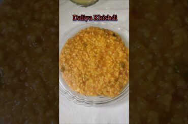 Healthy Vegetables Daliya Khichdi | Fada ni Khichdi Recipe #shorts