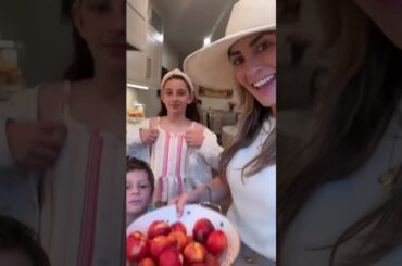 SUBSCRIBE for all the fun 2 ingredient #healthyrecipes #healthyfood #easyrecipe #food