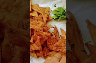 Methi mathri recipe//evening snack/#snacksrecipe #methimathari#chaitime #eveningsnack #healthy