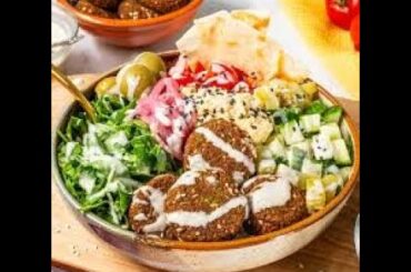 HEALTHY FALAFEL SALAD BOWL RECIPE