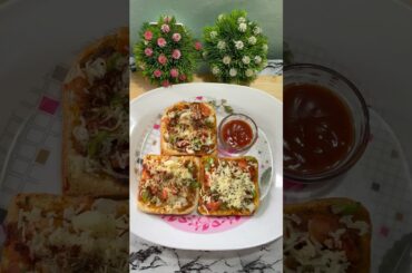 2 minutes pizza recipe |bread pizza recipe |quick and easy bread pizza bread #viral #shorts #trend