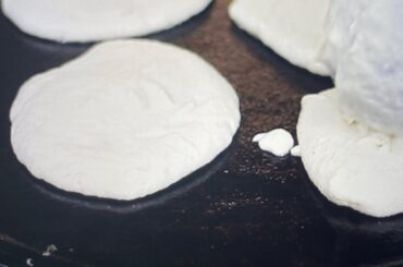 Make idli on tawa NO STEAMER NEEDED- Idli recipe - easy healthy breakfast