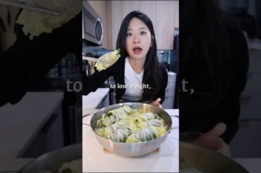 I lost 20 lbs with this meal. Try these easy, healthy, and delicious steamed veggie & meat rolls!