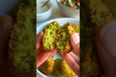 STOP DEEP FRYING YOUR FALAFEL and make my vegan air fryer / baked falafel! Gluten-free, quick soak!