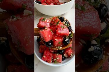 PROTECT YOUR SKIN -Hydrating watermelon salad with UV-protecting lycopene! 15g protein for 200cals.