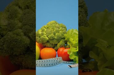 5 Low Calorie Snacks For Senior Health & Wellness #shorts #seniorhealthtips #healthyfood