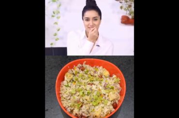 shraddha Kapoor's favourite healthy weight loss :-cucumber-poha recipe #shraddhakapoor #shorts
