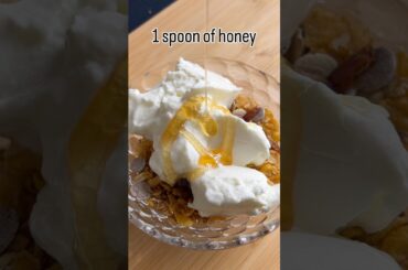 quick, easy and healthy breakfast | Muesli | curd | dates | honey | #shorts #short #trending #food