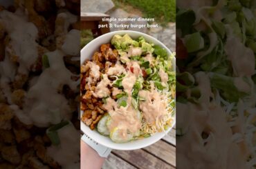 I can’t stop eating burger bowls #burgerbowl #turkeyburgerbowl #lowcarbdinner #healthydinnerrecipes