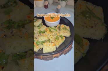Instant Suji Dhokla Recipe #recipe #tasteofindia #Dhokla #exploremore #healthy #foodie #shorts#khana
