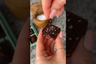 4-Ingredient Healthy Snickers