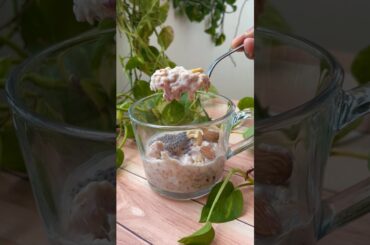 2 Minutes Easy Breakfast | Curd Muesli Delight #easybreakfast #healthybreakfast