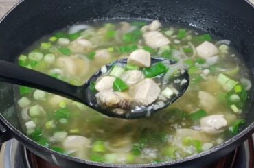 HEALTHY AND DELICIOUS SCALLION CHICKEN SOUP! SIMPLE, QUICK AND COMFORTING RECIPE!