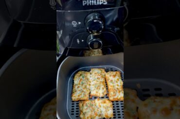Air Fryer Series Part-3 | Cheese Garlic Bread Recipe | #airfryer #philipsairfryer #jyotiskitchen