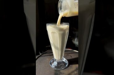 Weight Gain Shake with Kaju, Badam & Desi Ghee | #shortsfeed #ytshorts #shorts #recipe #food