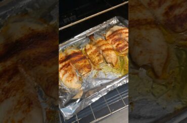 Easy, fast healthy baked tilapia! #healthy #fish #fitness #organic #wellness #recipe #grocery #omega