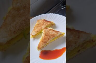 quick bread omelette #shorts #egg