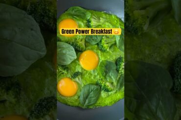 Green Shakshuka Recipe | Healthy Breakfast with Broccoli & Spinach