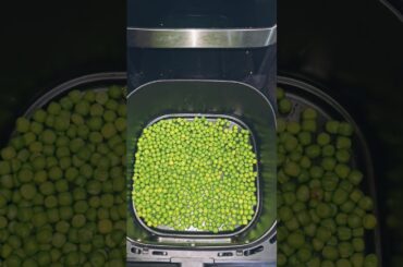 Crispy Chatpata Mater Namkeen in airfryer #namkeen #cooking #recipe #reels #greenpeas #baking #food