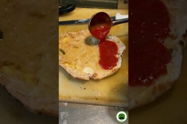 Trying Panuozzo Sandwich in Jaipur | Napoli Pizza | Veggie Paaji #foodshorts #indianfood