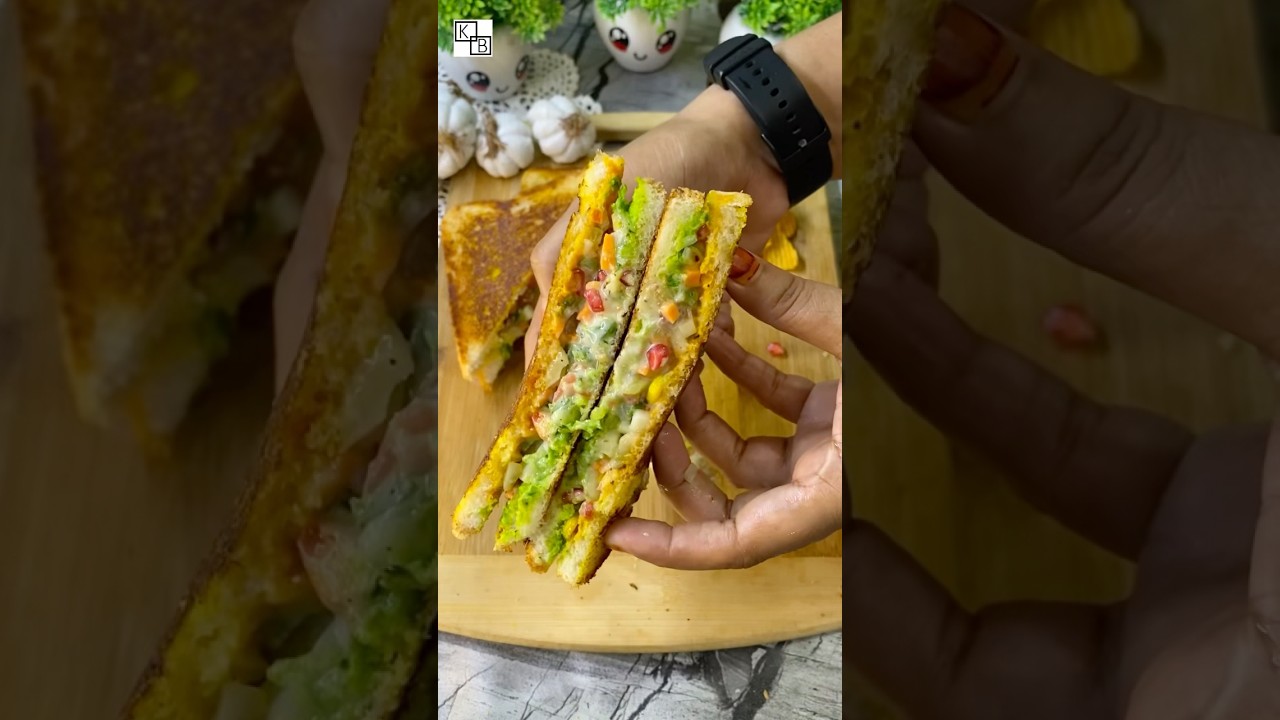 Veg Club Sandwich | Veg Mayo Sandwich Recipe #shorts #sandwich #snacks Veg Club Sandwich | Veg Mayo Sandwich Recipe #shorts #sandwich #snacks