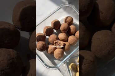 My favourite 5 min vegan protein balls perfect for a healthy afternoon snack, recipe in description
