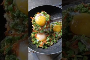 Healthy breakfast recipe #omlette #egg #shorts #youtubeshorts