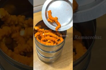 Lunch Recipe: Chapati and chicken keerai poriyal | snacks #shortsfeed #lunchideas #lunchbox