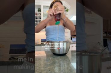 Little protein brownie bites to get me through the luteal phase! Full recipe in comments :)