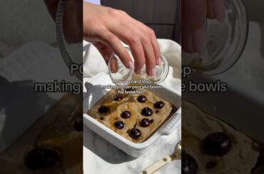 Blueberry Protein Pancake Bowl #highproteinbreakfast #proteinrecipes