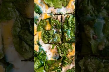 Healthy & high protein breakfast meal prep: Spinach and egg omelette
