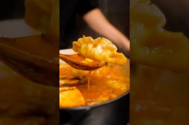 This Korean Dumpling Soup is a Weight Loss HACK #highprotein #lowcalorie #koreanfood #healthyrecipe