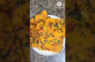 Easy Breakfast Recipe | Suji Toast Recipe | Bread Sooji Toast  Recipe #shorts #viral #shortsfeed