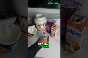 2 quick high-protein breakfasts (5 mins or less, 40g protein each)