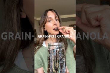 Healthy Grain-Free Granola recipe. Details about chia seeds and flaxseed nutrition in blog post.