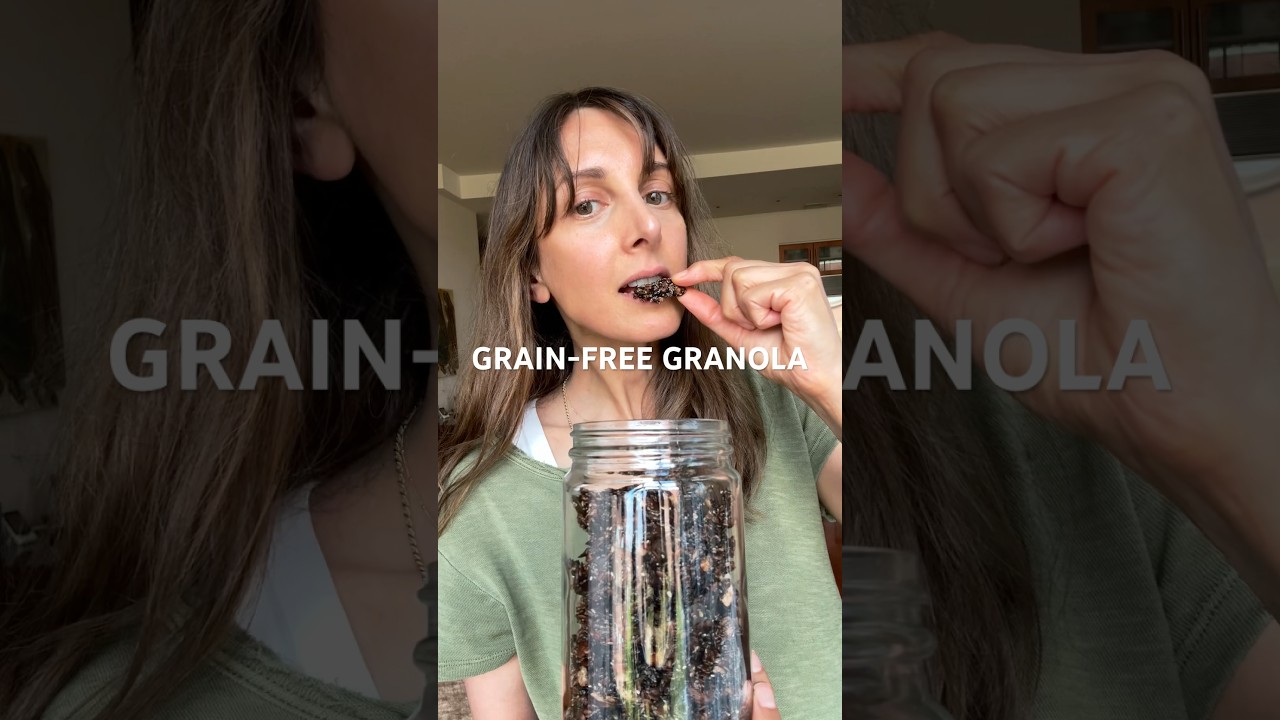 Healthy Grain-Free Granola recipe. Details about chia seeds and flaxseed nutrition in blog post. Healthy Grain-Free Granola recipe. Details about chia seeds and flaxseed nutrition in blog post.