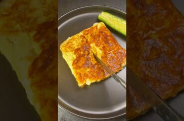 Simple and delicious breakfast egg and cheese sandwich #healthybreakefast#cooking #breakfastsandwich