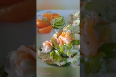 CREAMY CUCUMBER SALAD| Healthy Easy Recipe #trending #recipe #food #cucumbersalad #viralvideo #salad