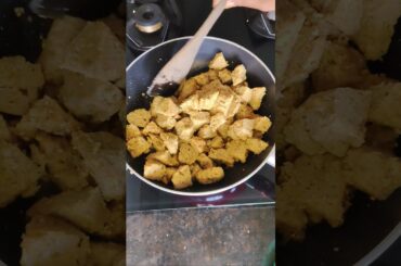 RICH IN VITAMINS AND SUPPORTS WEIGHT LOSS -GUJRATI LAUKi KA MUTHIYA#shorts #ytstudioes #DIET RECIPE