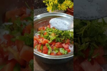 2 minutes Healthy Suji Chilla Recipe | Quick Breakfast | Weight Loss Snack #Shorts