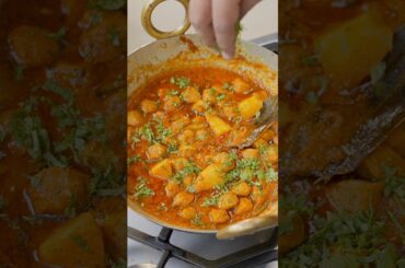 ALOO SOYA Masala Dhabhi style #bharatzkitchen #food #recipe #cookingrecipes #cooking