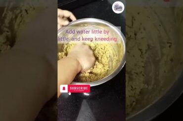 Healthy Snacking: Bajra Crackers Recipe