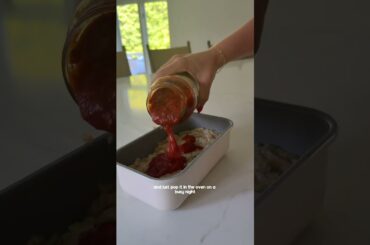 Chicken parm meatloaf! A High protein, family friendly healthy dinner idea!! That is so good for