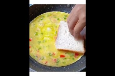 Ghar pe banae easy fresh and healthy egg and bread sandwich  #reels  #trending  #viral #shorts #fyp