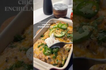 HIGH PROTEIN LOW CARB CHICKEN ENCHILADA BAKE