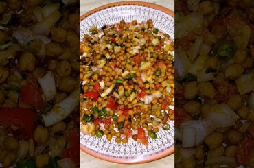 FAT ki lga dena watt With this chana chaat "#weightloss #storytelling #Tasty#viral  #foodie